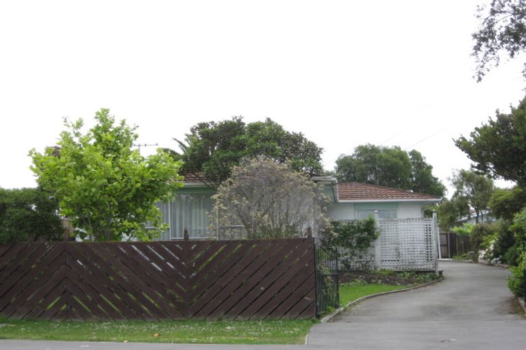 Photo of property in 53 Mackworth Street, Woolston, Christchurch, 8062