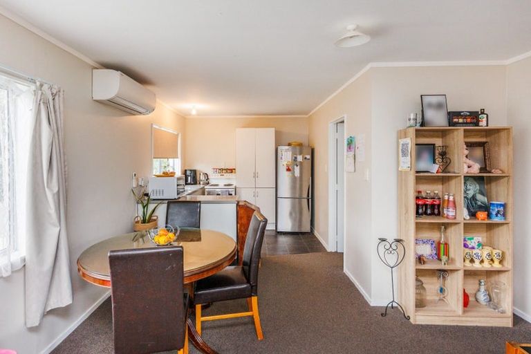 Photo of property in 28a Chatsworth Place, Highbury, Palmerston North, 4412