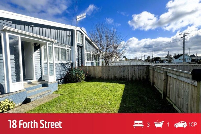 Photo of property in 16 Forth Street, Levin, 5510