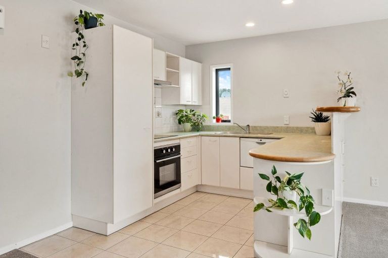 Photo of property in 6/5 Cook Street, Howick, Auckland, 2014