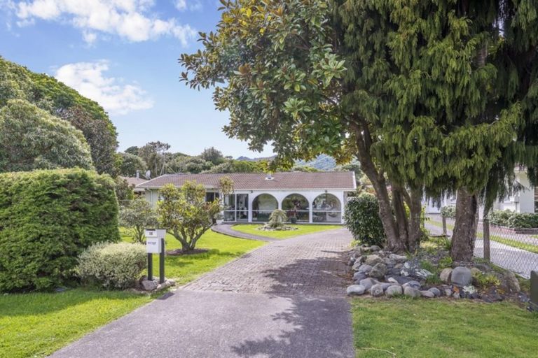 Photo of property in 15 Koromiko Road, Waikanae, 5036