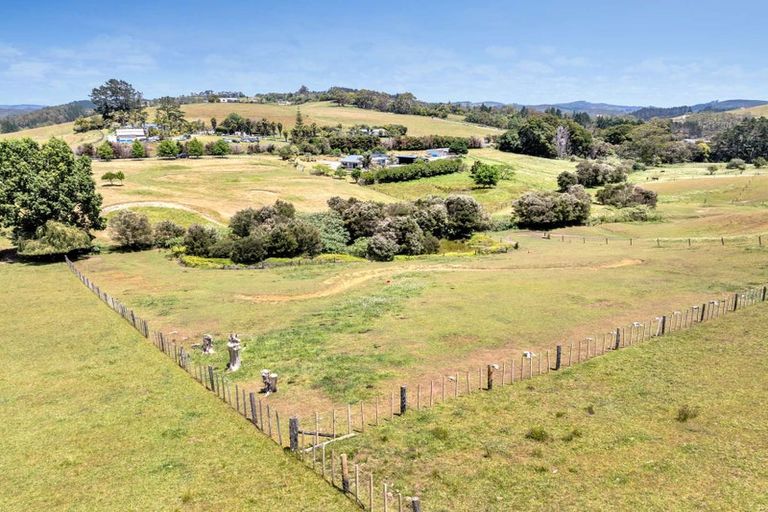 Photo of property in 2668 State Highway 10, Mangonui, 0494