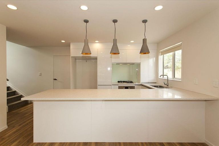 Photo of property in 111a Gardner Avenue, New Lynn, Auckland, 0600