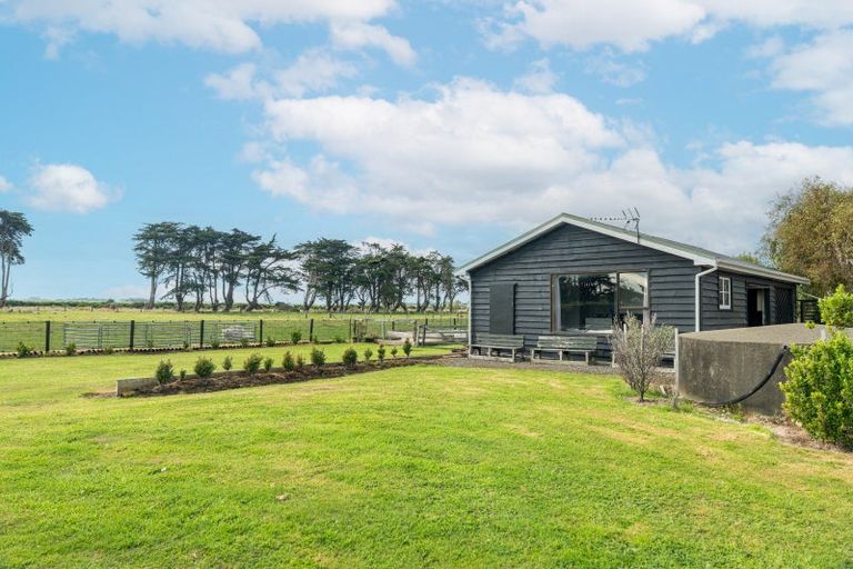 Photo of property in 17 Marama Avenue North, Otatara, Invercargill, 9879