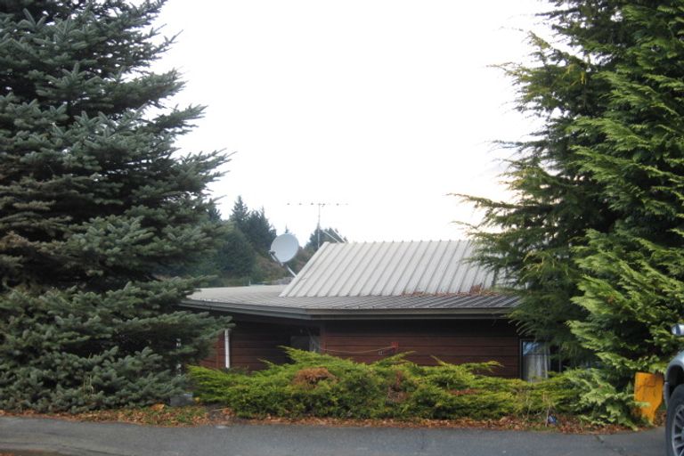 Photo of property in 10a Wye Place, Fernhill, Queenstown, 9300