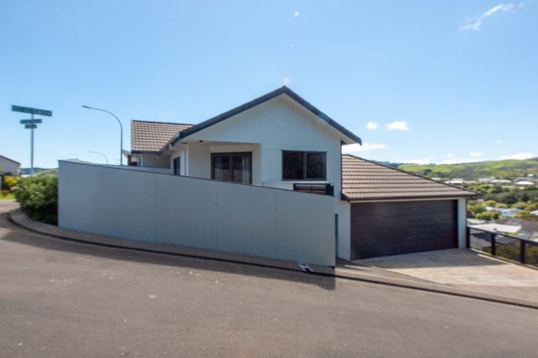 Photo of property in 47 Hawtrey Terrace, Churton Park, Wellington, 6037