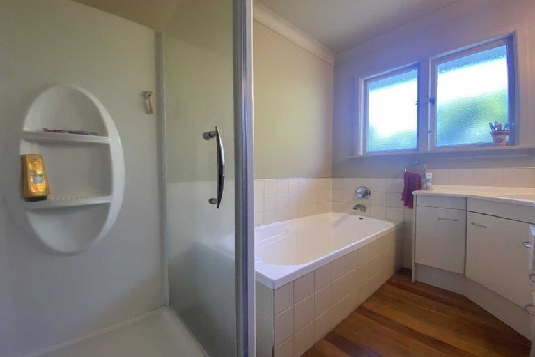 Photo of property in 120 Watford Street, Strowan, Christchurch, 8052