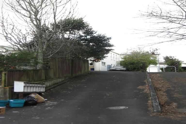 Photo of property in 8/8 Scotland Place, Hillcrest, Hamilton, 3216