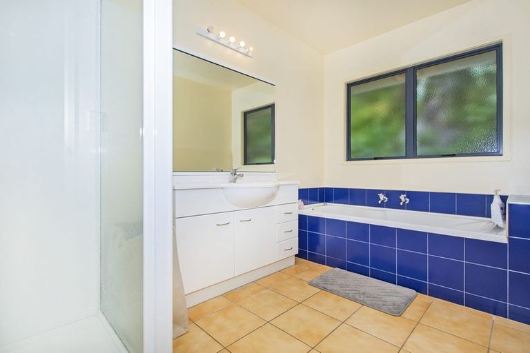 Photo of property in 92 Ngahere Drive, Horahora, Whangarei, 0110