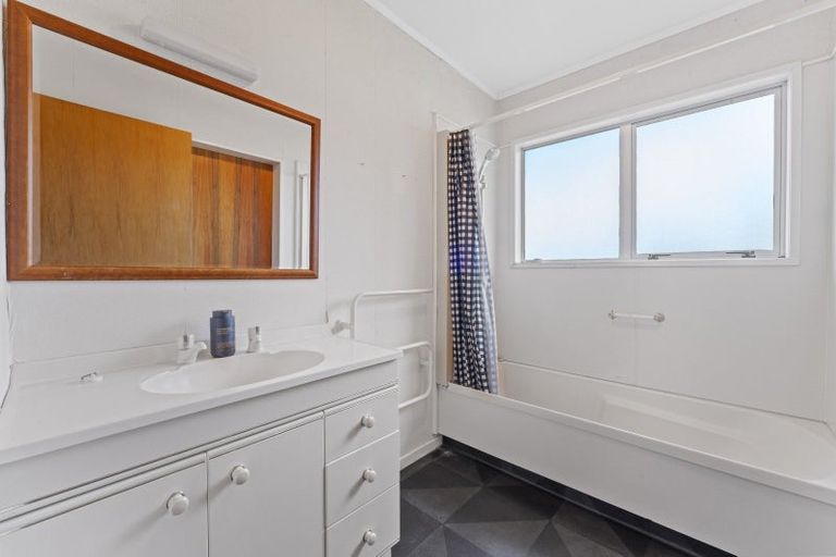 Photo of property in 52 Caroline Drive, Maunganamu, Taupo, 3379