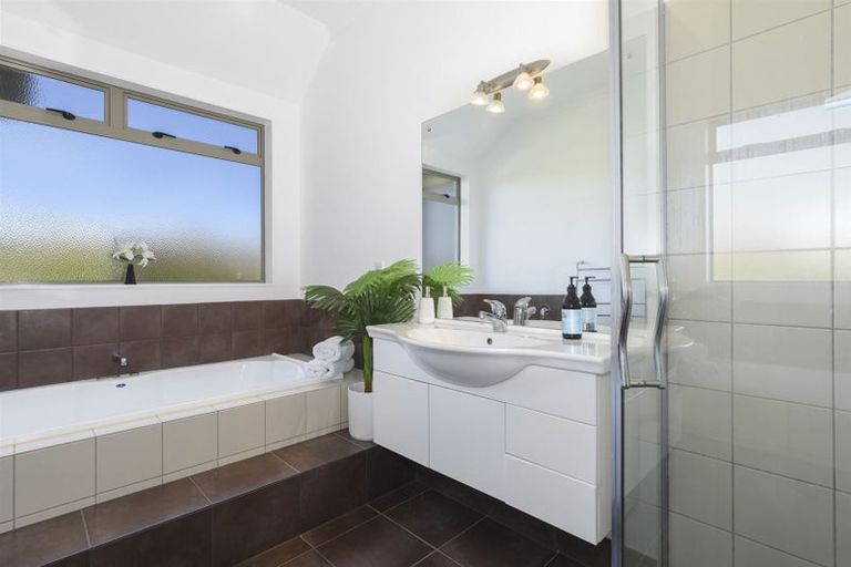 Photo of property in 135a Mclaren Falls Road, Omanawa, Tauranga, 3171