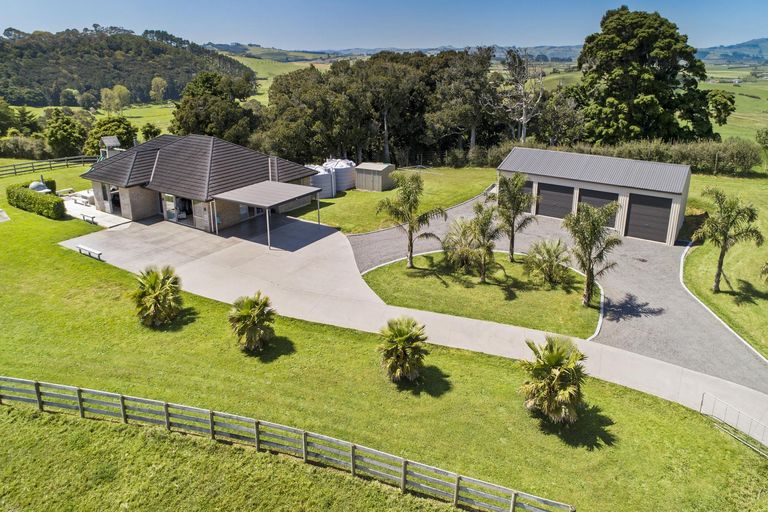 Photo of property in 331b Bald Hill Road, Waiuku, 2681