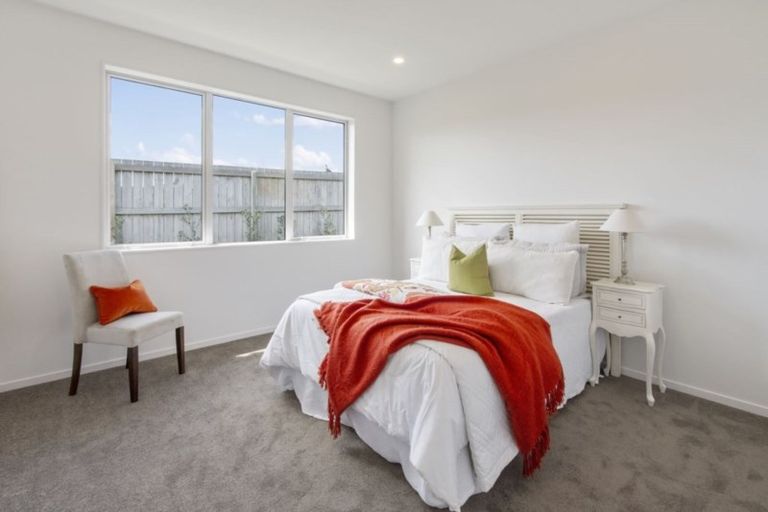 Photo of property in 8 Penny Lane, Pukekohe, 2120