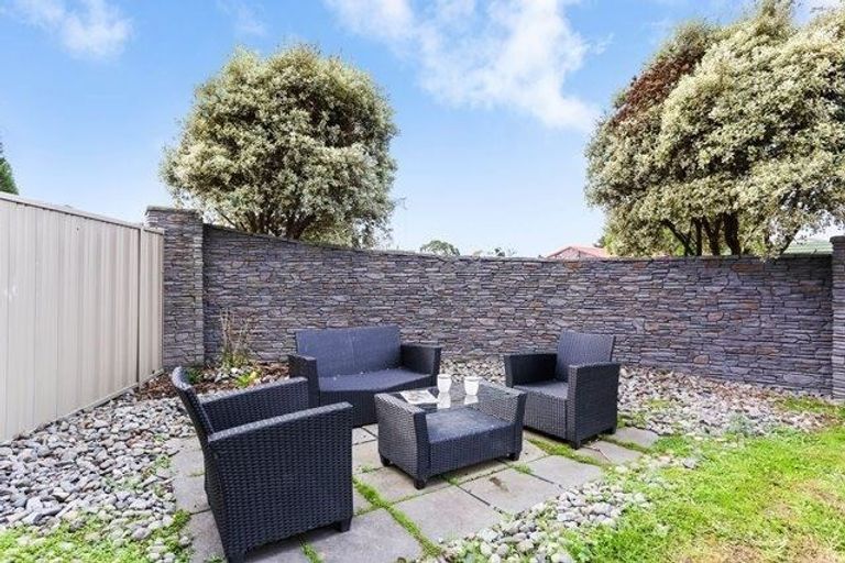 Photo of property in 1 Erceg Way, Rosehill, Papakura, 2113