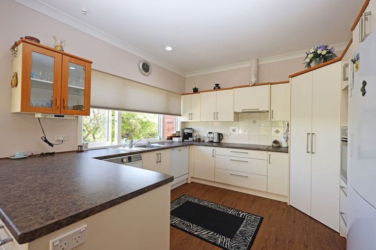 Photo of property in 17 Hull Street, South Hill, Oamaru, 9400