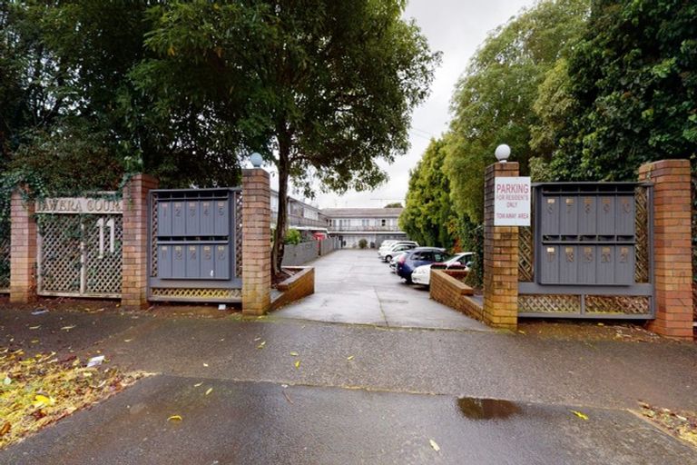 Photo of property in 12/11 Tawera Road, Greenlane, Auckland, 1051