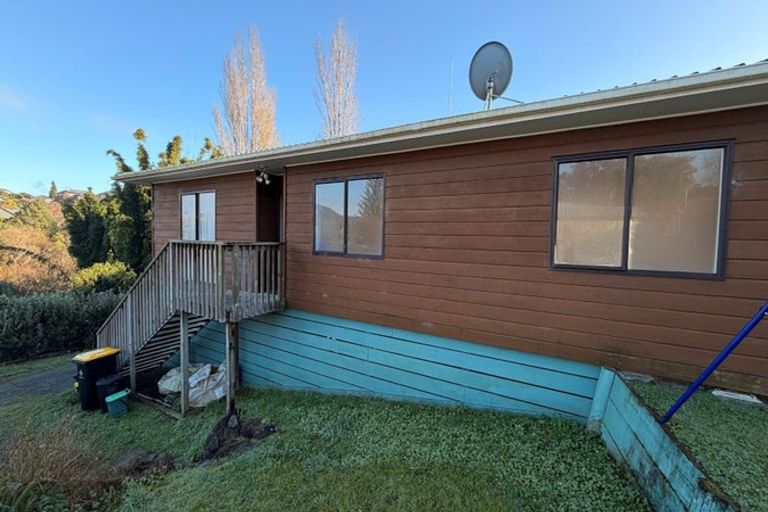 Photo of property in 32b Te Arawa Place, Welcome Bay, Tauranga, 3112