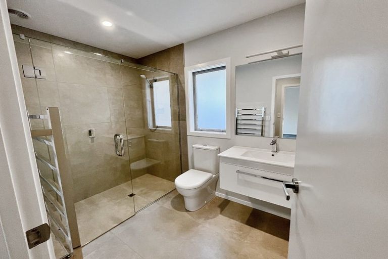 Photo of property in 658b Pioneer Highway, Highbury, Palmerston North, 4412