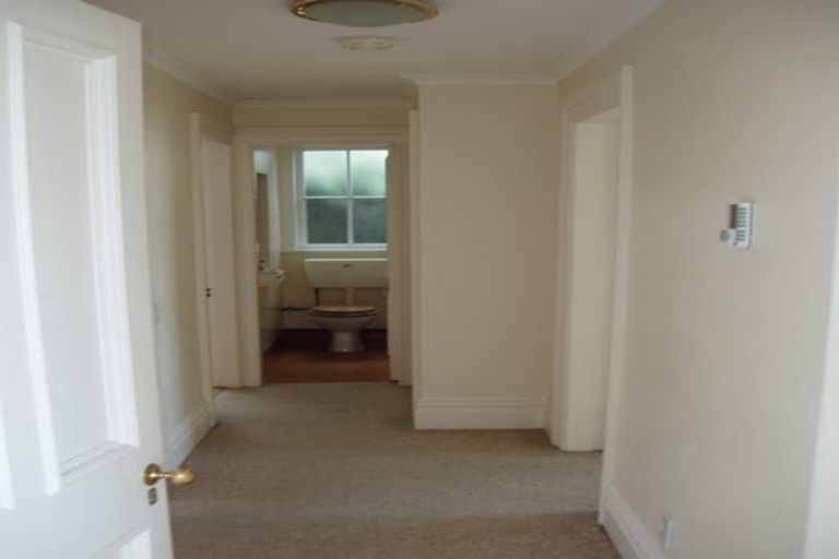 Photo of property in 26 Plunket Street, Kelburn, Wellington, 6012