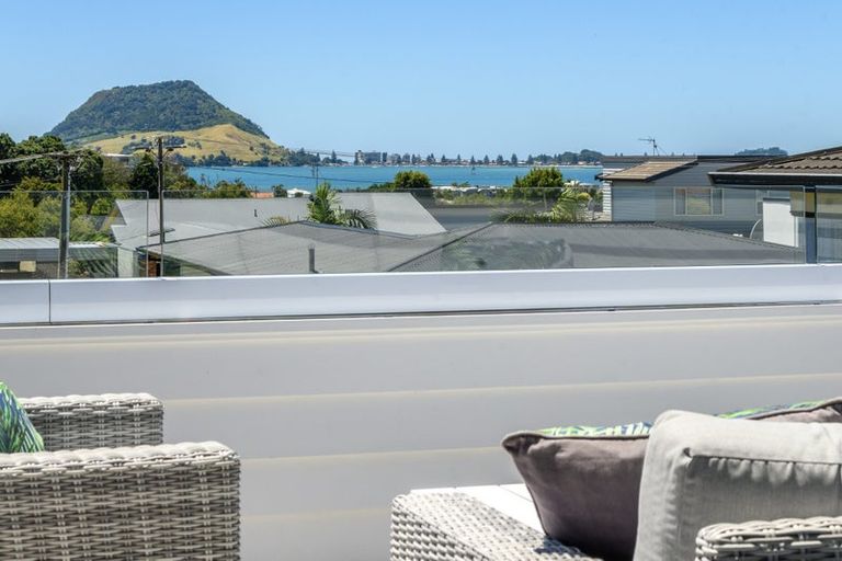 Photo of property in 20 Seaview Road, Otumoetai, Tauranga, 3110