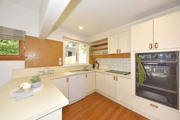Photo of property in 44 Valley Road, Cashmere, Christchurch, 8022