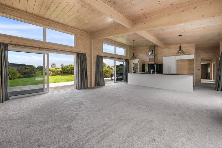 Photo of property in 24 Lacebark Drive, Kinloch, Taupo, 3377