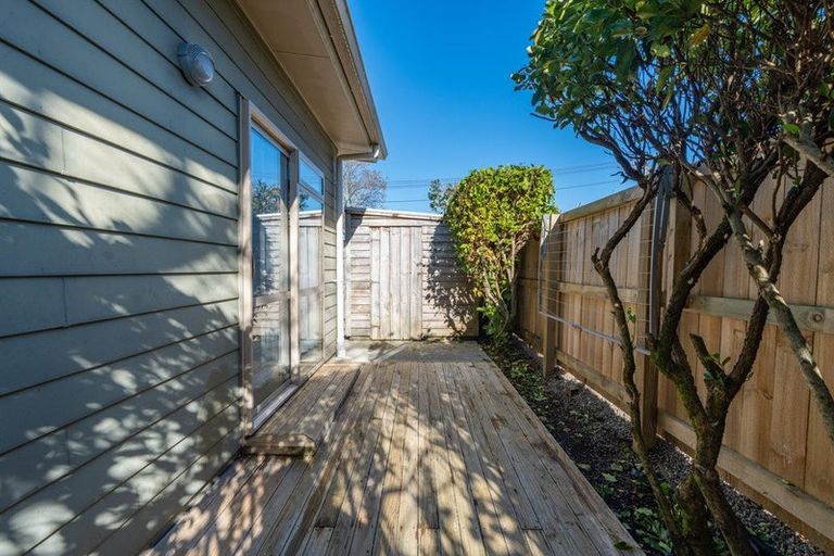 Photo of property in 6a Gazeley Avenue, Silverdale, Hamilton, 3216