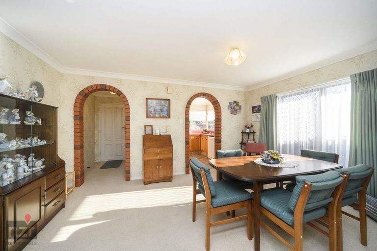 Photo of property in 1 Astrid Court, Awapuni, Palmerston North, 4412