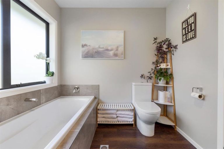 Photo of property in 9 Pisa Road, Luggate, Cromwell, 9383