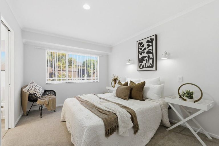 Photo of property in 10 Denny Hulme Drive, Mount Maunganui, 3116