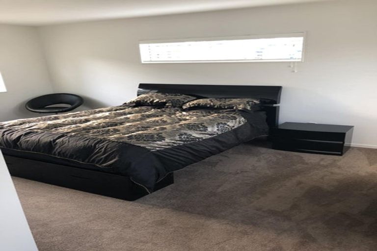 Photo of property in 4 Bridget Court, Red Beach, 0932