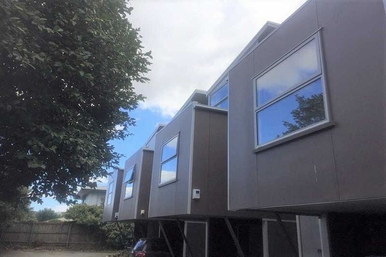 Photo of property in 3/3 Grove Road, Addington, Christchurch, 8024