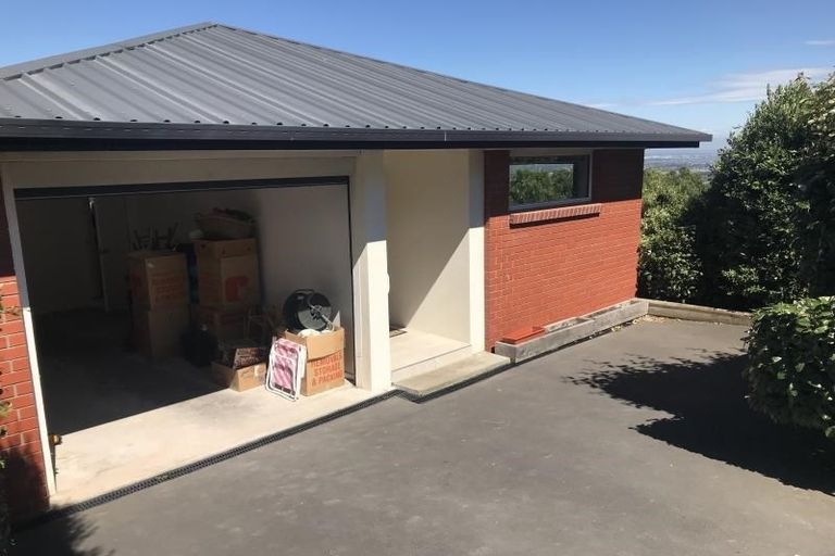 Photo of property in 118 Dyers Pass Road, Cashmere, Christchurch, 8022