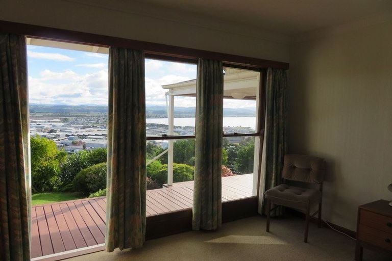 Photo of property in 18 Coleman Terrace, Hospital Hill, Napier, 4110