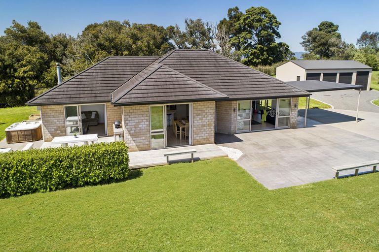 Photo of property in 331b Bald Hill Road, Waiuku, 2681