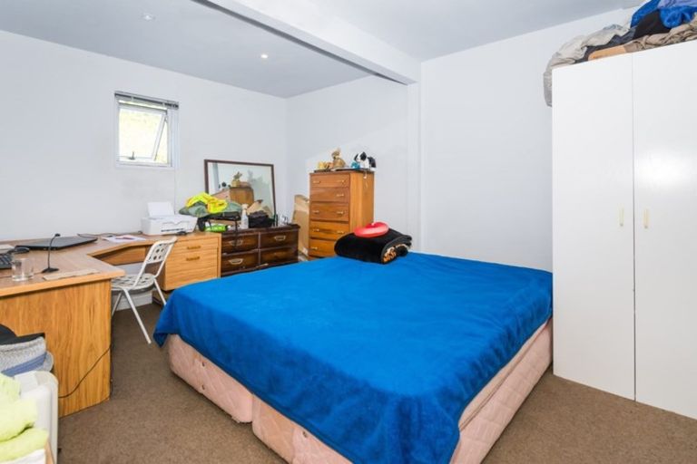 Photo of property in 3/496 Glenfield Road, Glenfield, Auckland, 0629