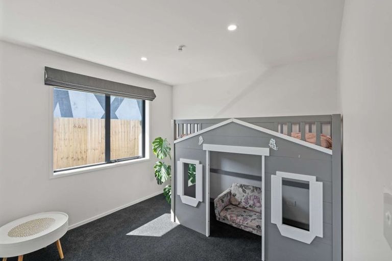 Photo of property in 3 Andesite Drive, Rolleston, 7614