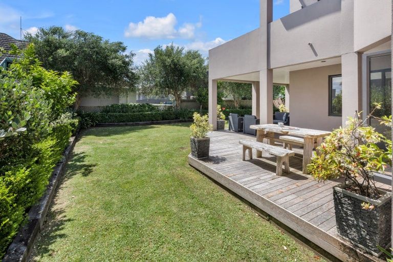 Photo of property in 27a The Parade, Bucklands Beach, Auckland, 2012