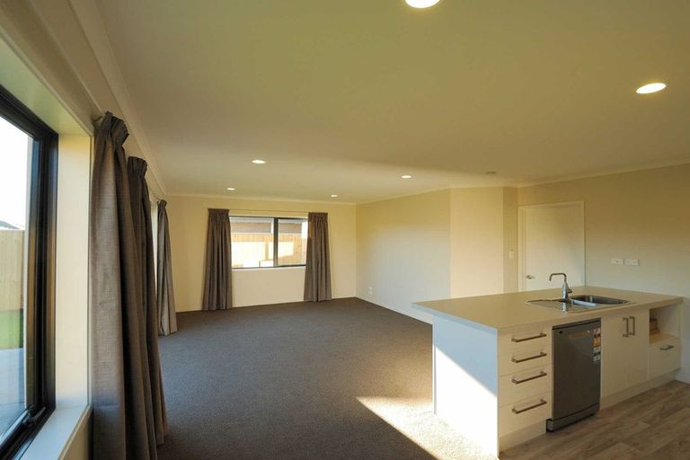 Photo of property in 19 Pakohe Street, Pegasus, 7612