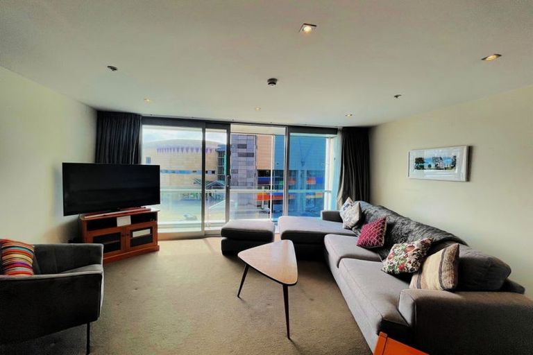 Photo of property in Portal Apartments, 4b/42 Cable Street, Te Aro, Wellington, 6011