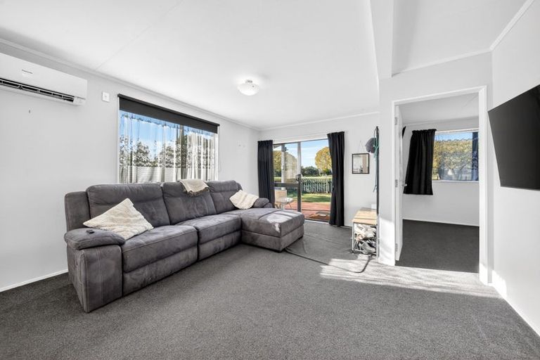 Photo of property in 74 New York Street, Martinborough, 5711