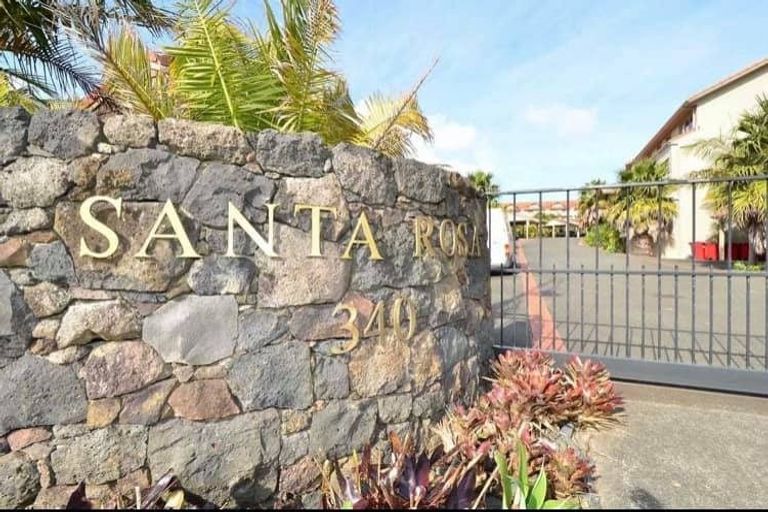 Photo of property in Santa Rosa, 3/340 Gulf Harbour Drive, Gulf Harbour, Whangaparaoa, 0930