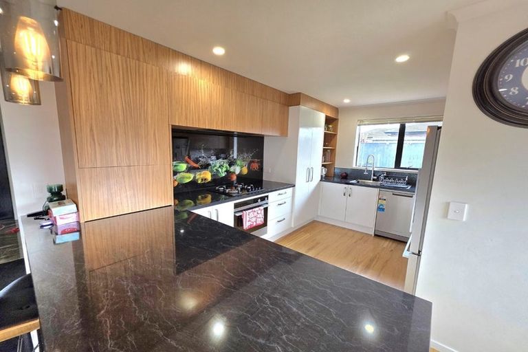 Photo of property in 35 Keene Drive, Bell Block, New Plymouth, 4312