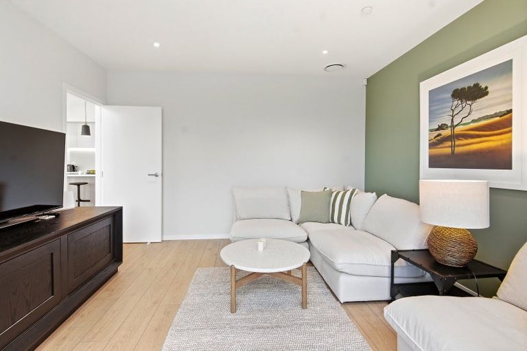 Photo of property in 4 Tiaki Lane, Matakana, 0985