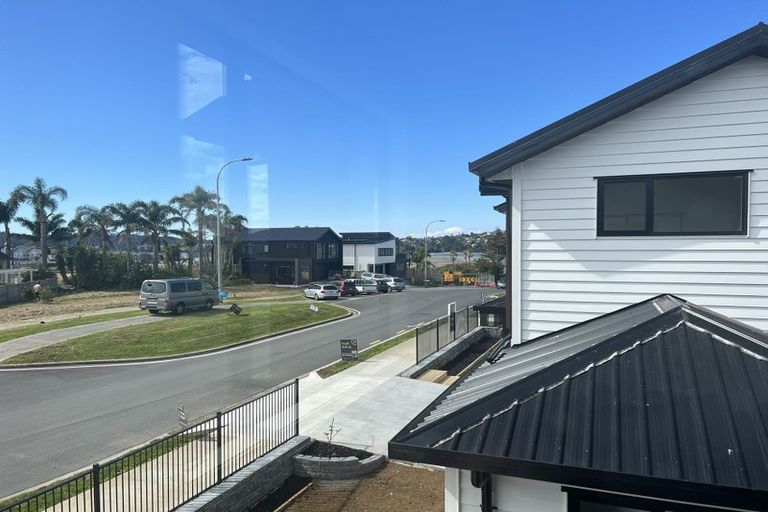 Photo of property in 1 Turbine Way, Hobsonville, Auckland, 0616