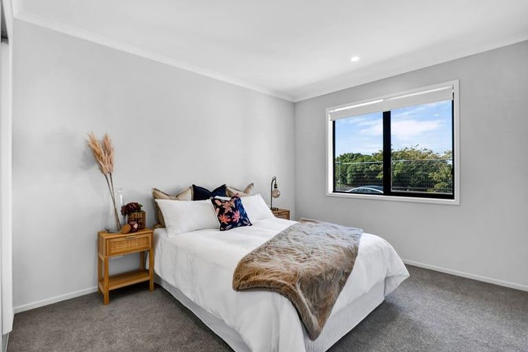 Photo of property in 1 Vogue Circle, Vogeltown, New Plymouth, 4310