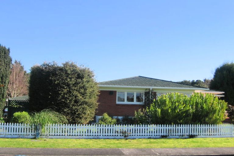 Photo of property in 27 Callis Avenue, Opaheke, Papakura, 2113