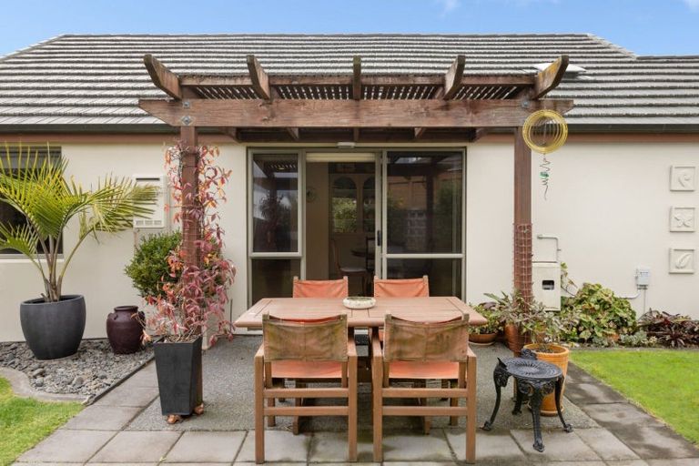 Photo of property in Seacrest, 2/200 Papamoa Beach Road, Papamoa Beach, Papamoa, 3118