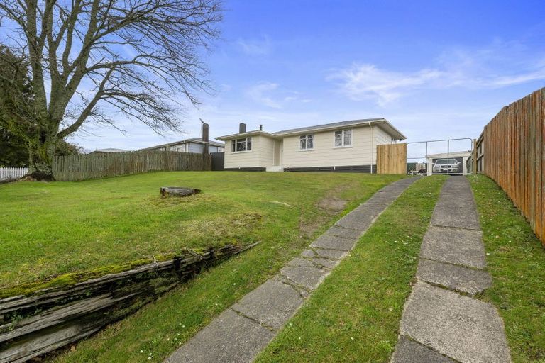Photo of property in 271 Balmoral Drive, Tokoroa, 3420