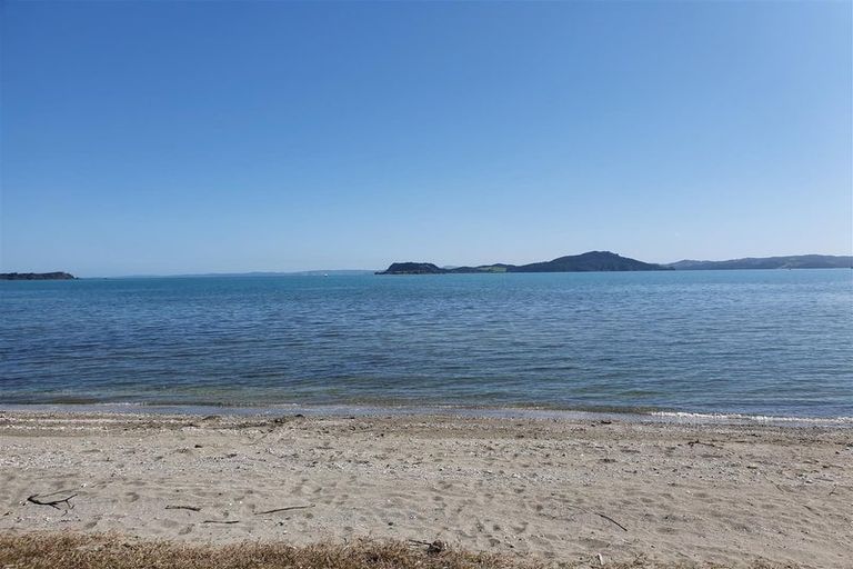 Photo of property in 25 Ferndale Drive, Kawakawa Bay, 2585